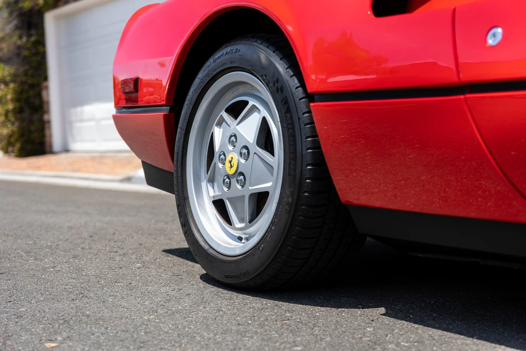 1989 Ferrari 328 GTS - Image 16 of 31