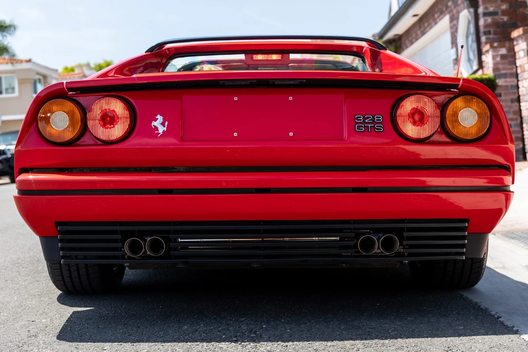 1989 Ferrari 328 GTS - Image 10 of 31