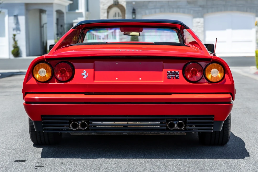 1989 Ferrari 328 GTS - Image 8 of 31