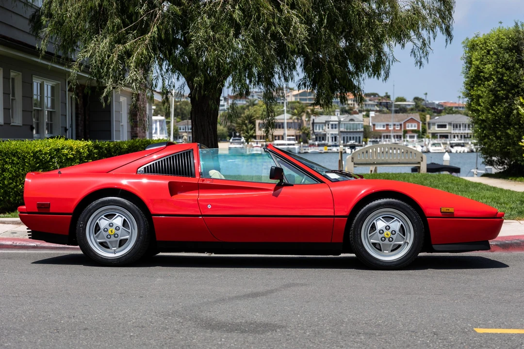 1989 Ferrari 328 GTS - Image 6 of 31