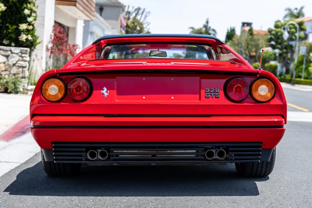 1989 Ferrari 328 GTS - Image 9 of 31