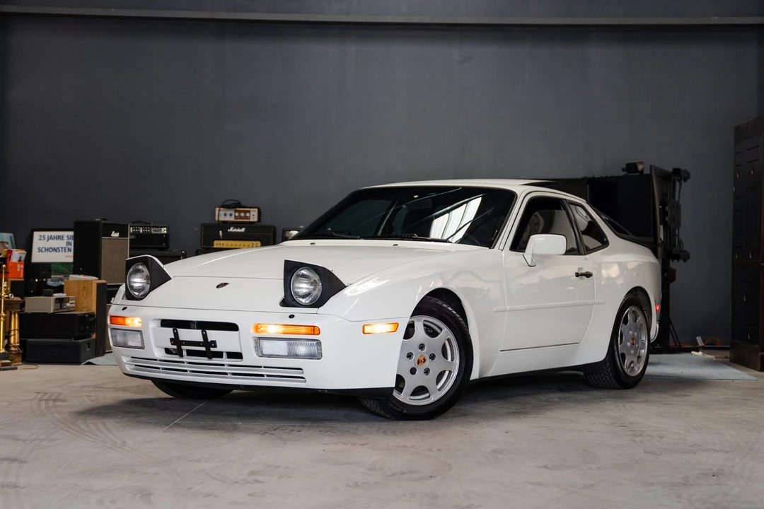 1989 Porsche 944 Turbo - Image 4 of 31