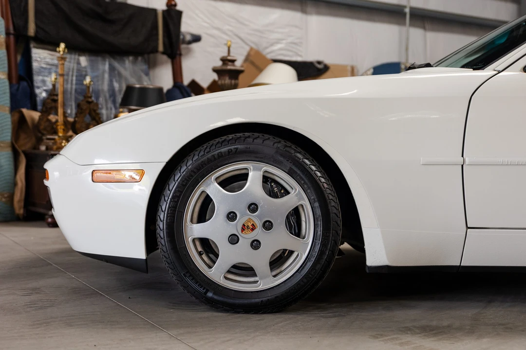 1989 Porsche 944 Turbo - Image 17 of 31
