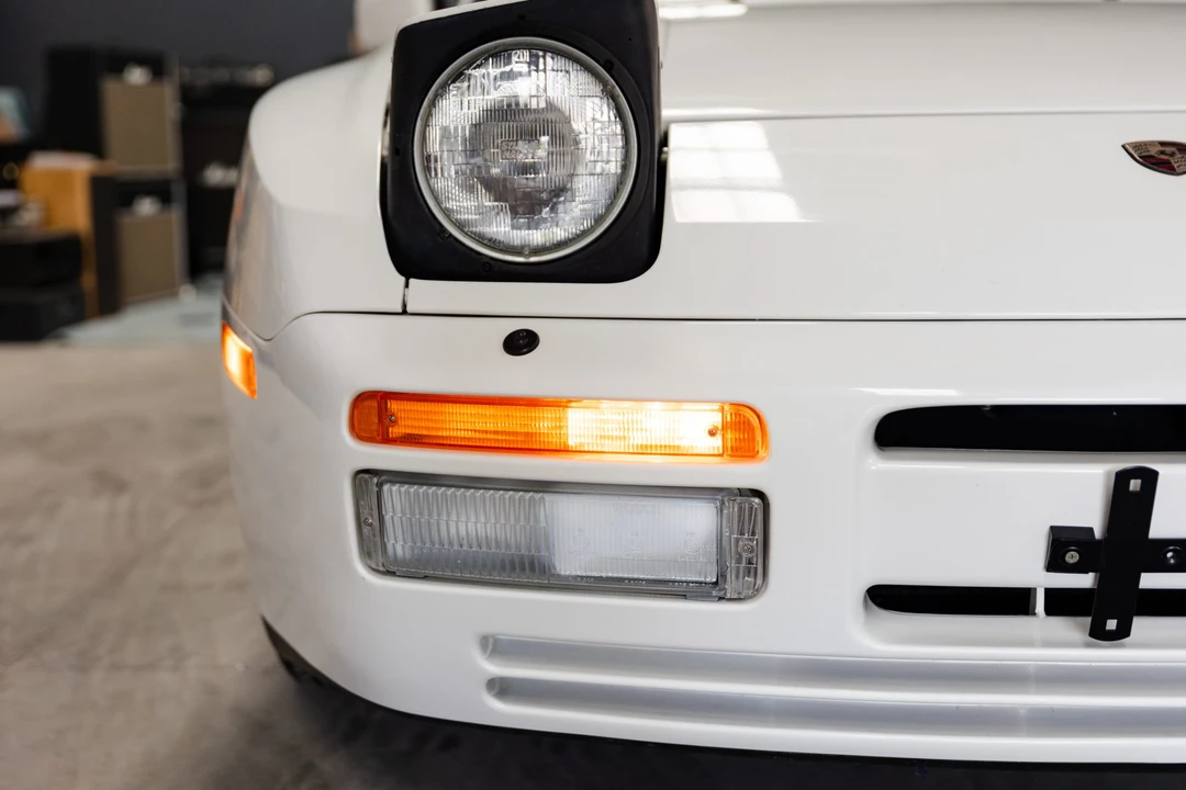 1989 Porsche 944 Turbo - Image 23 of 31