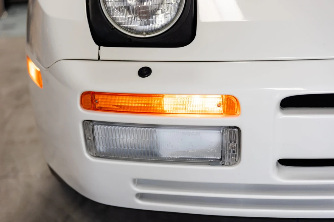 1989 Porsche 944 Turbo - Image 24 of 31