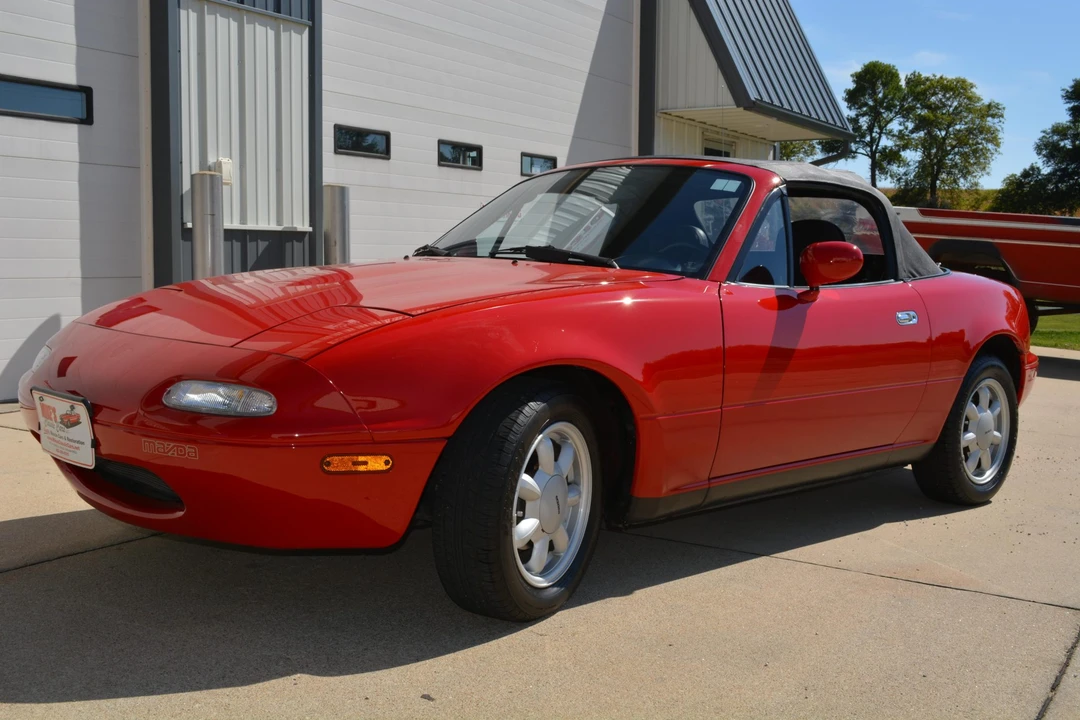 1990 Mazda NA MX-5 Miata - Image 12 of 31