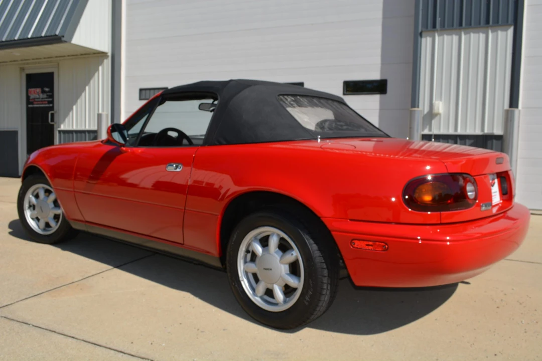 1990 Mazda NA MX-5 Miata - Image 15 of 31
