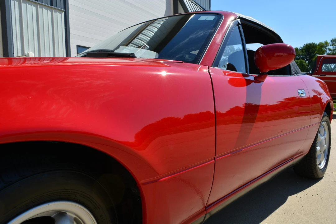 1990 Mazda NA MX-5 Miata - Image 23 of 31