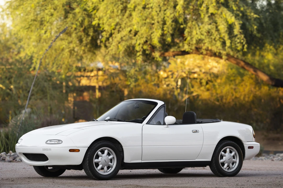 1990 Mazda NA MX-5 Miata - Image 8 of 31