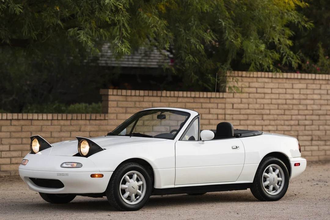 1990 Mazda NA MX-5 Miata - Image 17 of 31