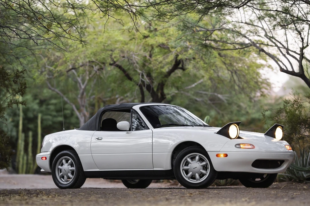 1990 Mazda NA MX-5 Miata - Image 23 of 31