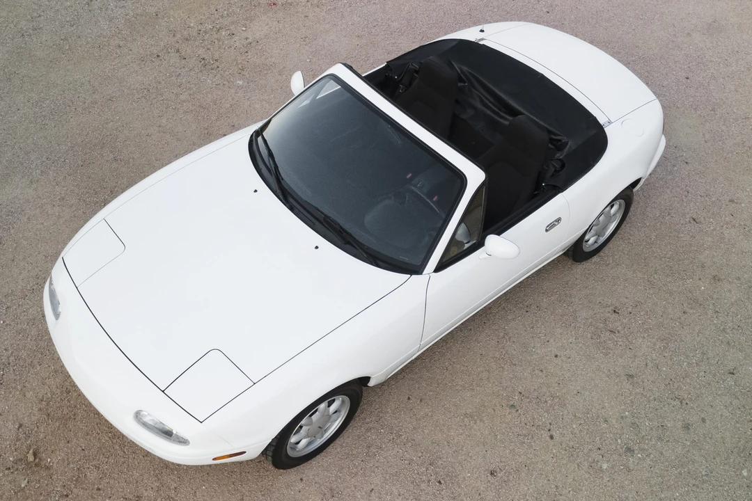 1990 Mazda NA MX-5 Miata - Image 27 of 31