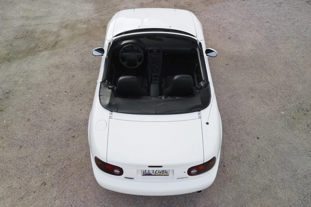 1990 Mazda NA MX-5 Miata - Image 29 of 31