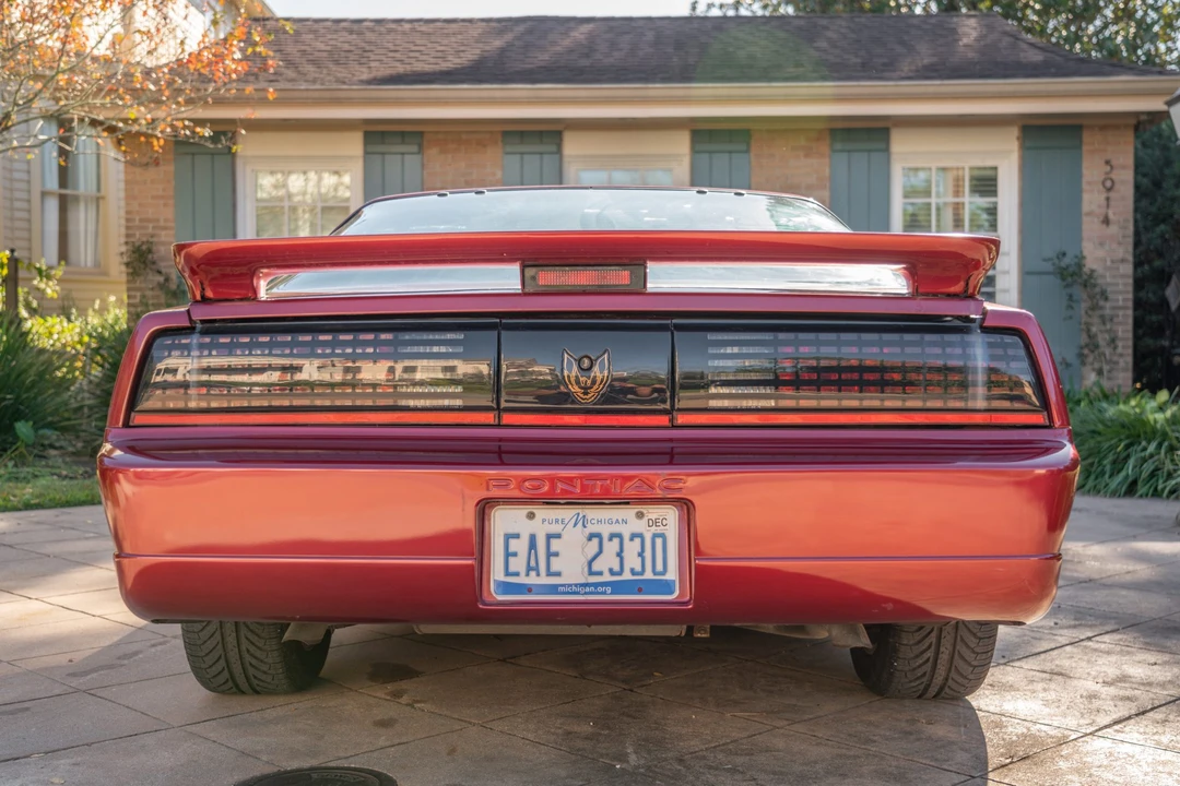 1990 Pontiac Firebird Trans Am 3rd Gen - Image 7 of 31