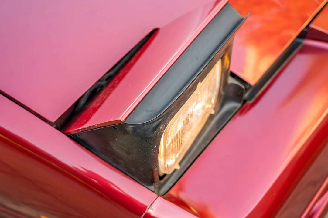 1990 Pontiac Firebird Trans Am 3rd Gen - Image 21 of 31