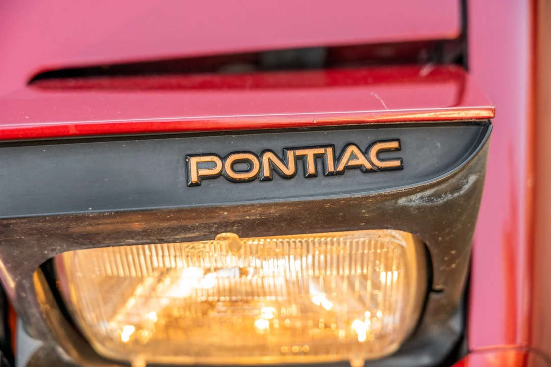 1990 Pontiac Firebird Trans Am 3rd Gen - Image 23 of 31