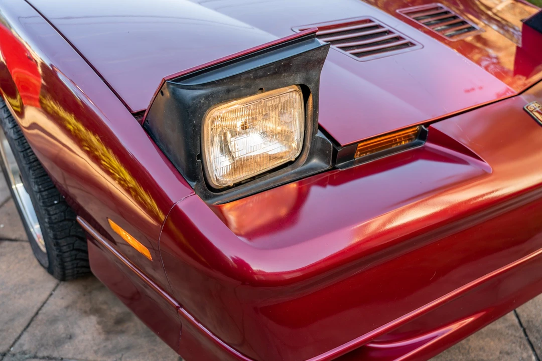 1990 Pontiac Firebird Trans Am 3rd Gen - Image 20 of 31