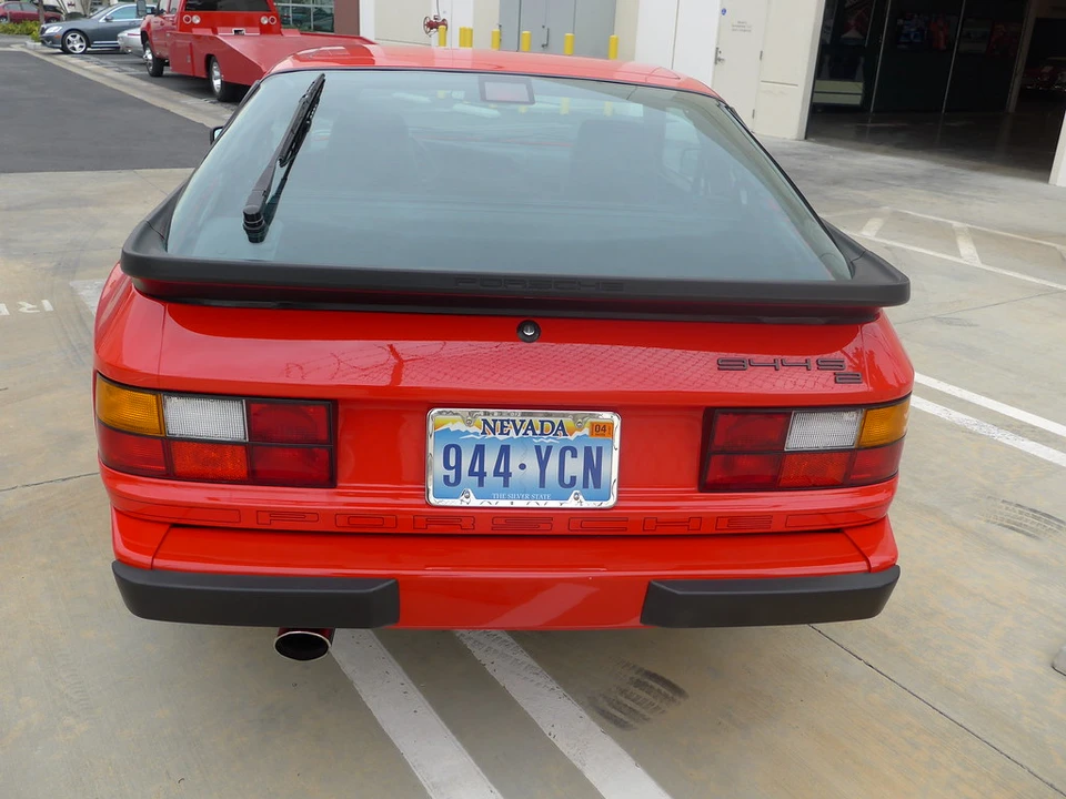1990 Porsche 944 S2 - Image 12 of 29