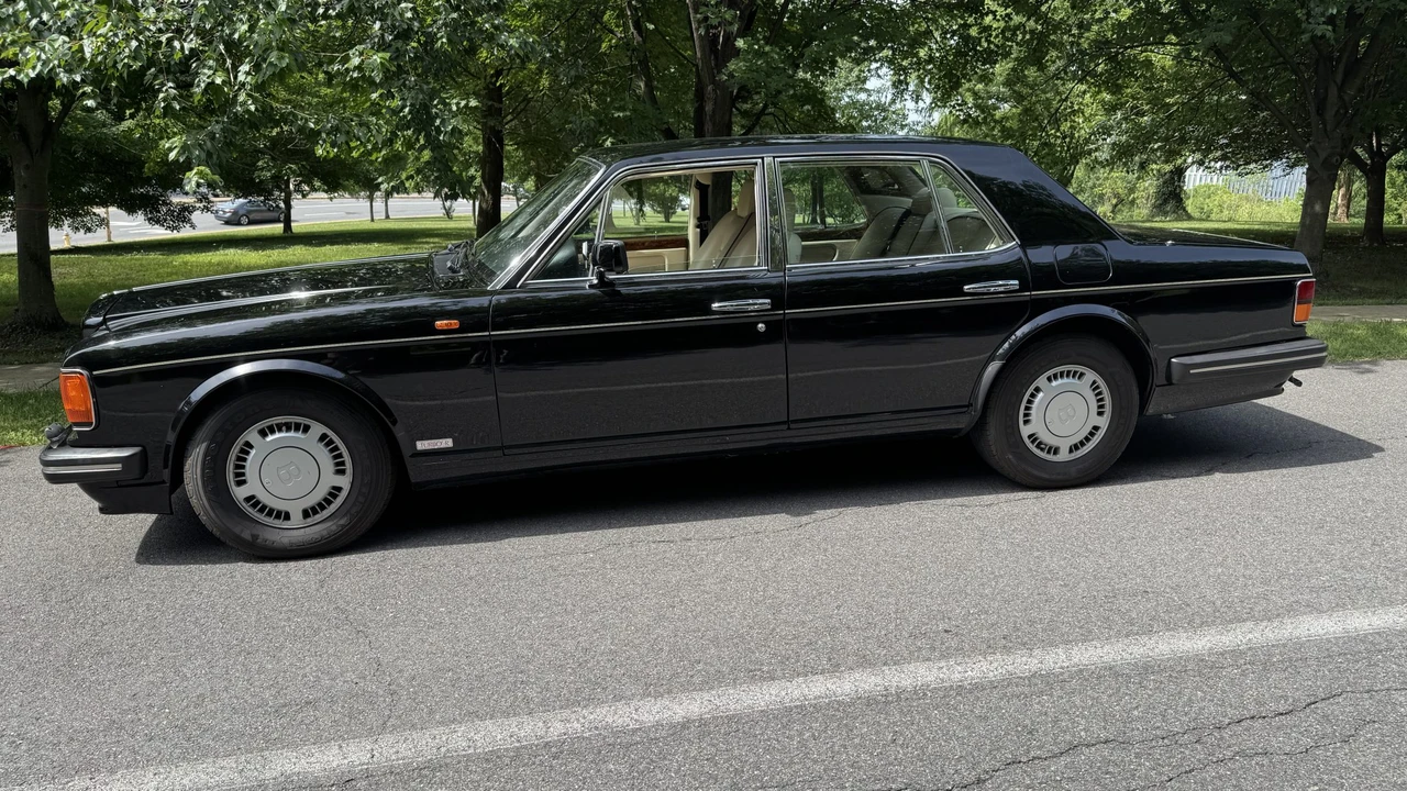 1991 Bentley Mulsanne 1st Gen - Image 27 of 31