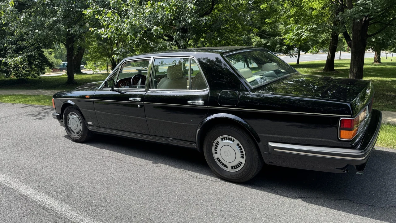 1991 Bentley Mulsanne 1st Gen - Image 22 of 31