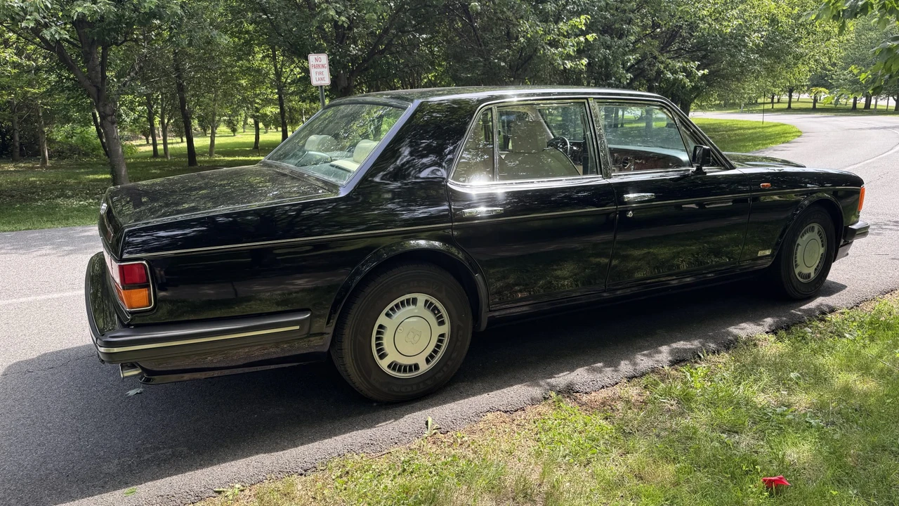 1991 Bentley Mulsanne 1st Gen - Image 17 of 31