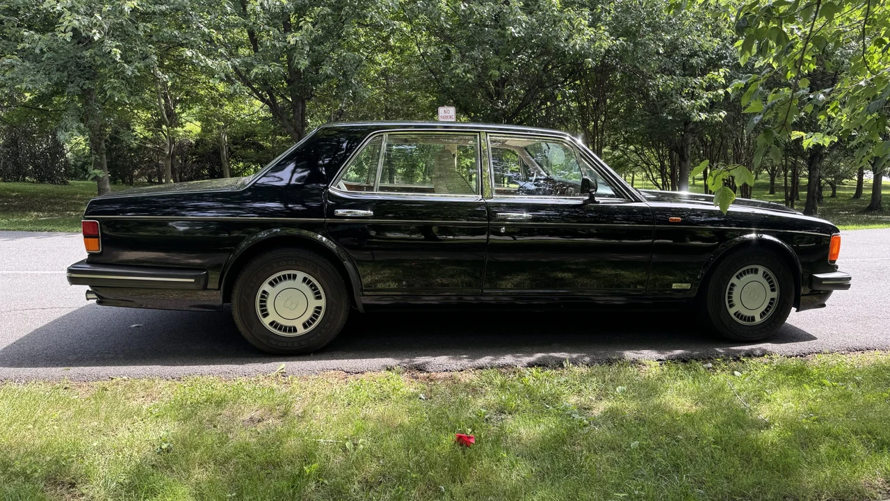 1991 Bentley Mulsanne 1st Gen - Image 16 of 31