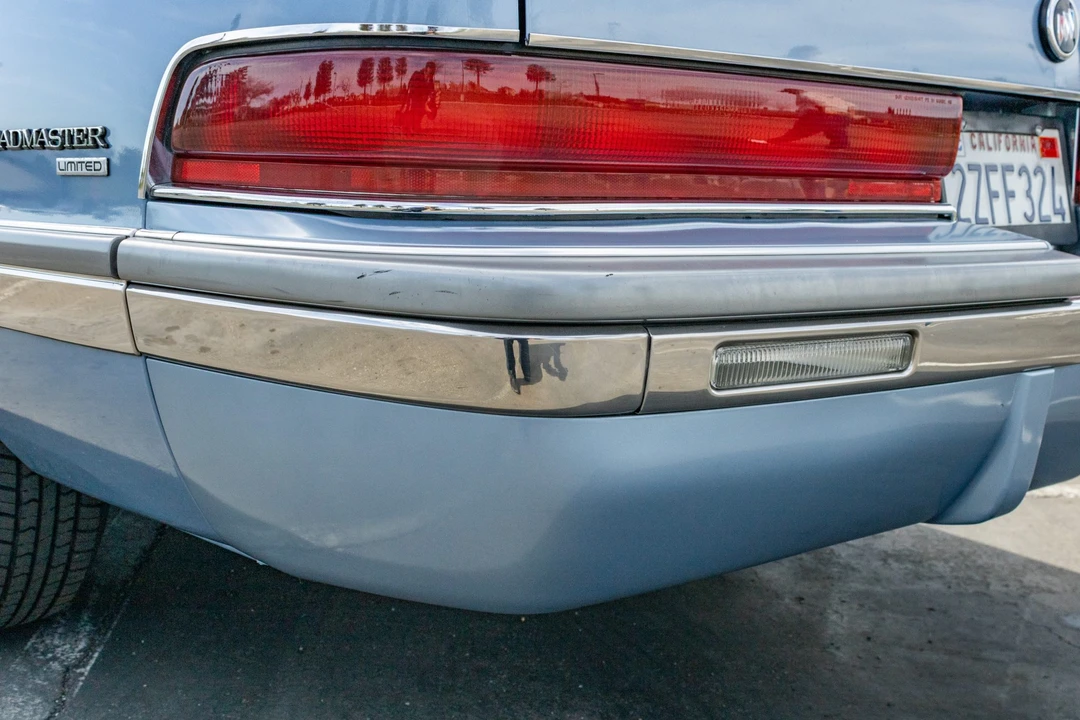 1992 Buick Roadmaster - Image 15 of 31