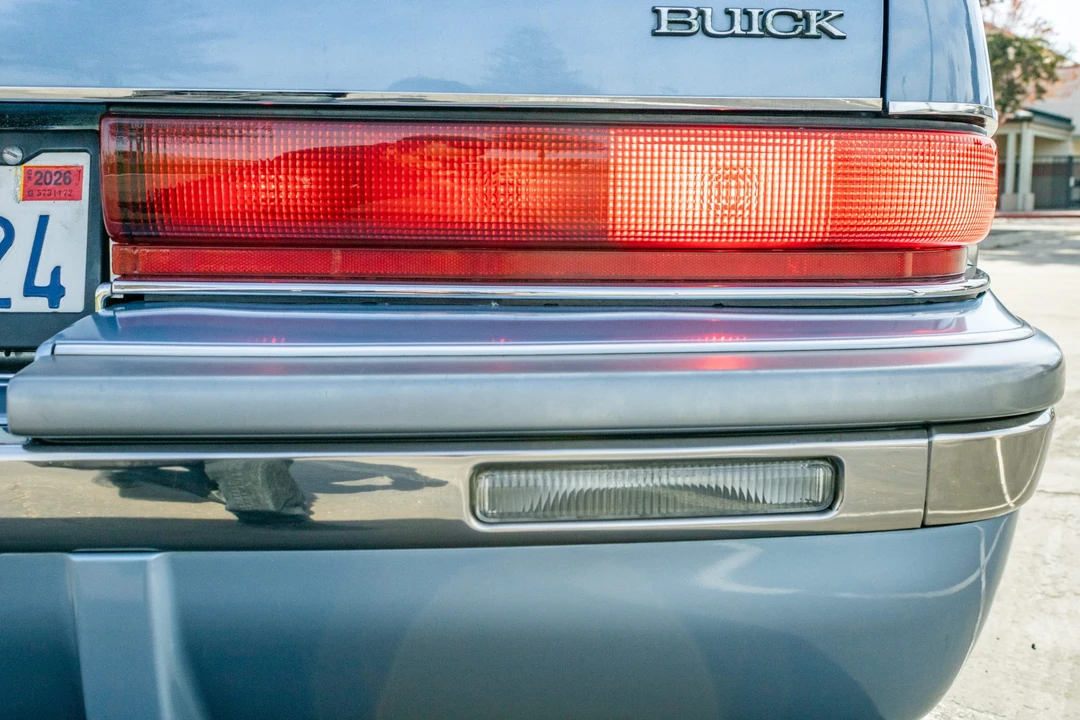 1992 Buick Roadmaster - Image 14 of 31