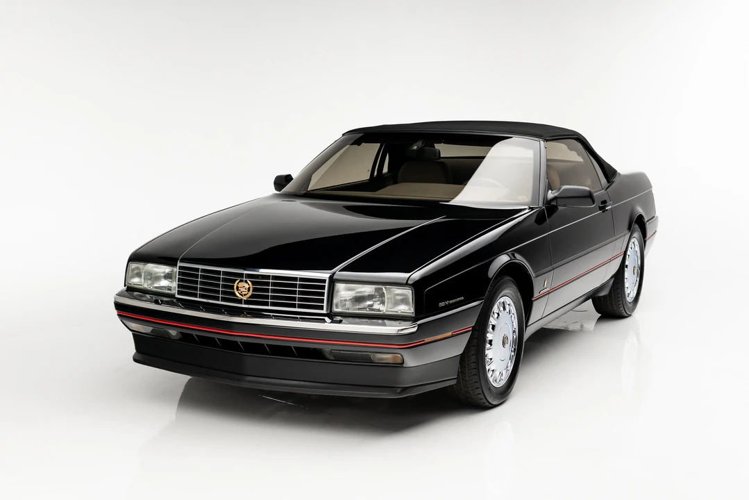 1993 Cadillac Allante - Image 2 of 31