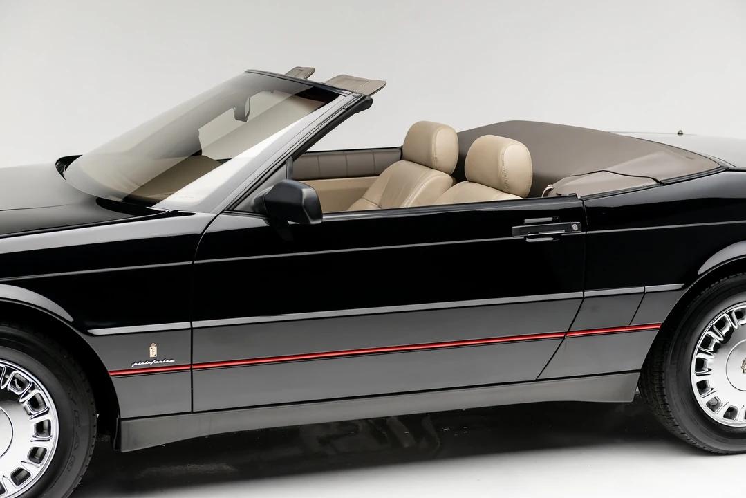 1993 Cadillac Allante - Image 20 of 31