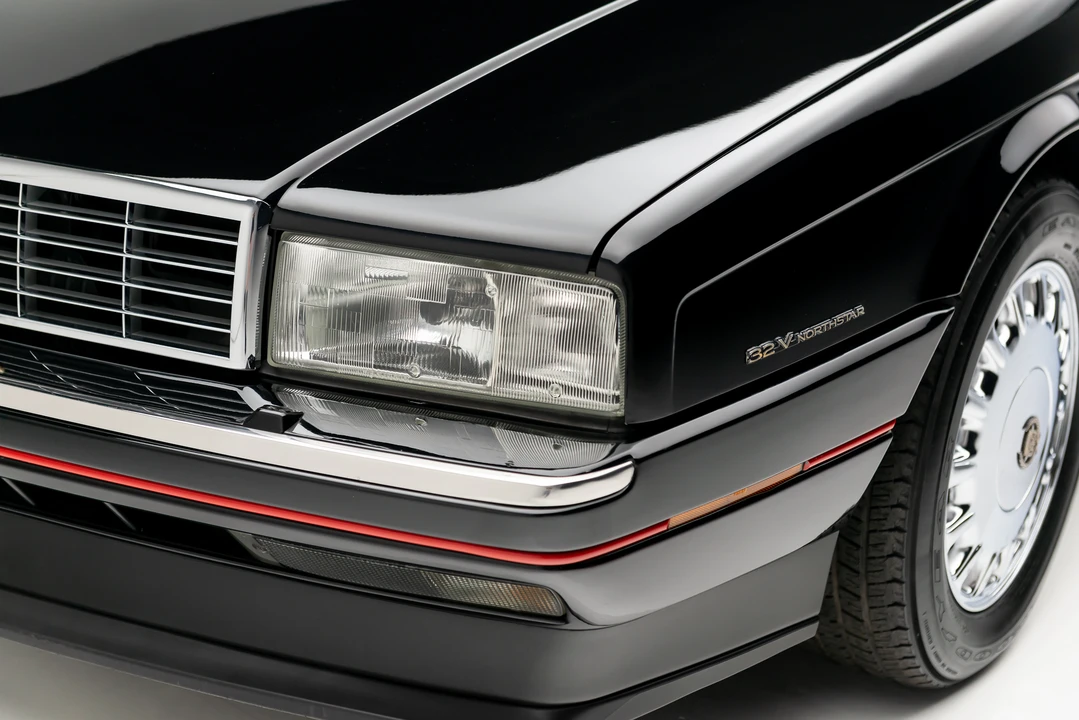 1993 Cadillac Allante - Image 14 of 31