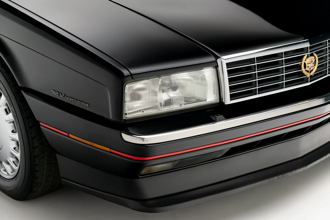 1993 Cadillac Allante - Image 13 of 31