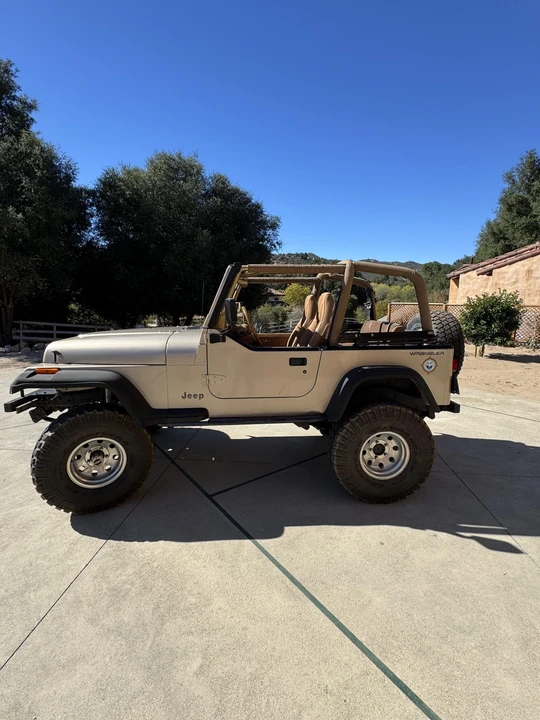 1994 Jeep YJ Wrangler - Image 5 of 31