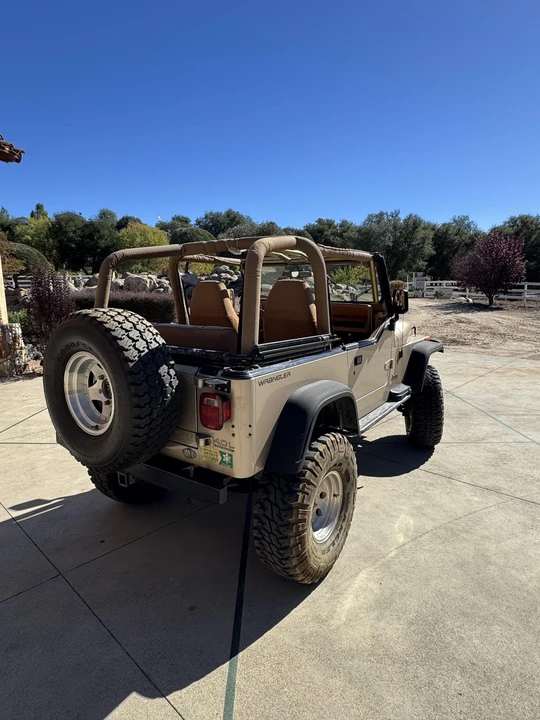 1994 Jeep YJ Wrangler - Image 9 of 31