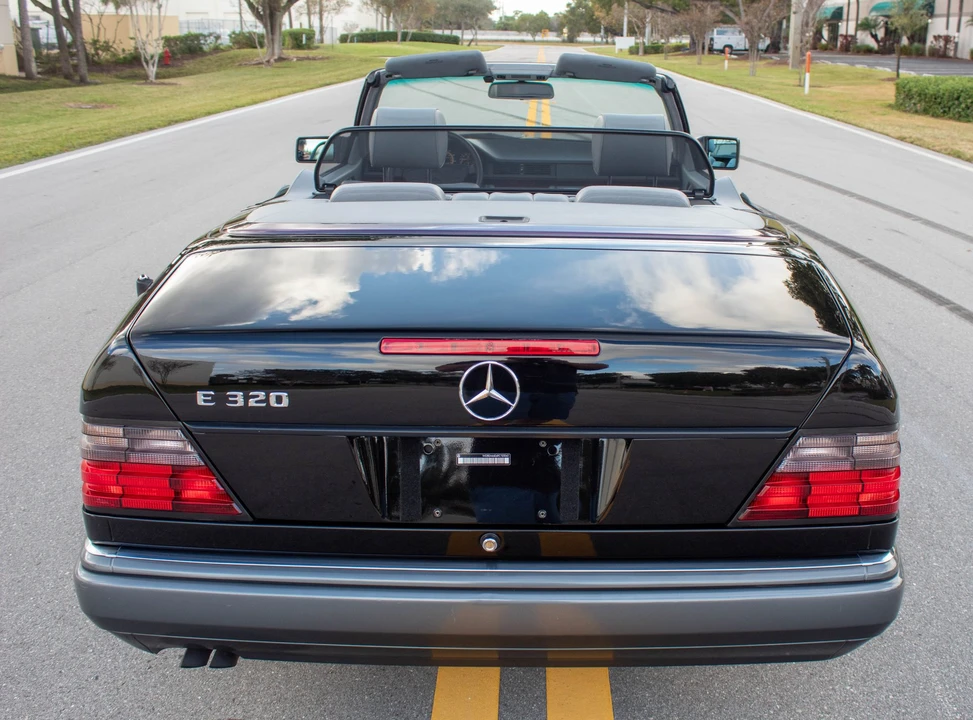 1994 Mercedes-Benz W124 E-Class - Image 6 of 31