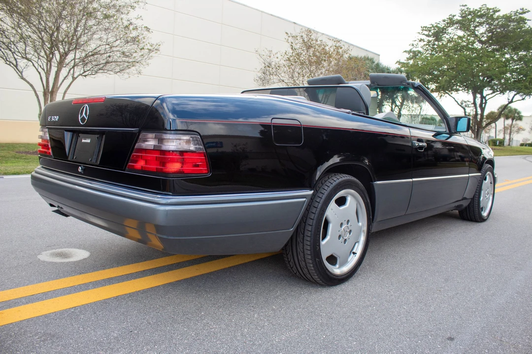 1994 Mercedes-Benz W124 E-Class - Image 7 of 31