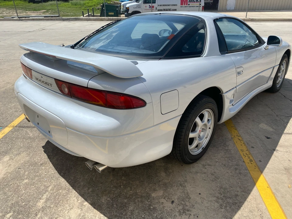 1994 Mitsubishi 3000GT Series 2 - Image 16 of 31