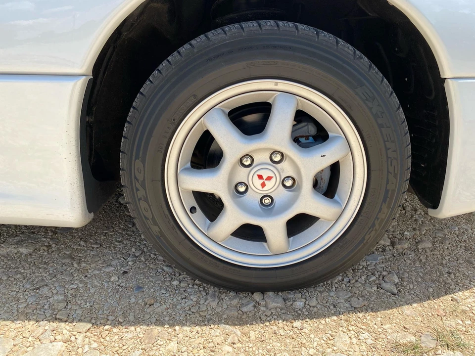 1994 Mitsubishi 3000GT Series 2 - Image 27 of 31