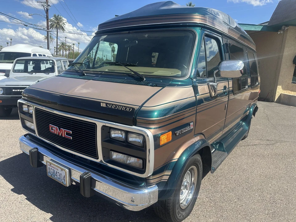 1995 GMC G-series Van - Image 2 of 31