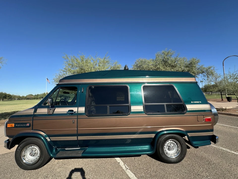 1995 GMC G-series Van - Image 8 of 31