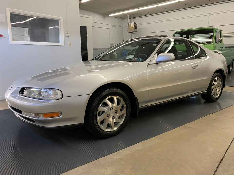 1995 Honda Prelude 4th Gen - Image 17 of 31