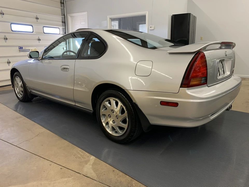 1995 Honda Prelude 4th Gen - Image 18 of 31