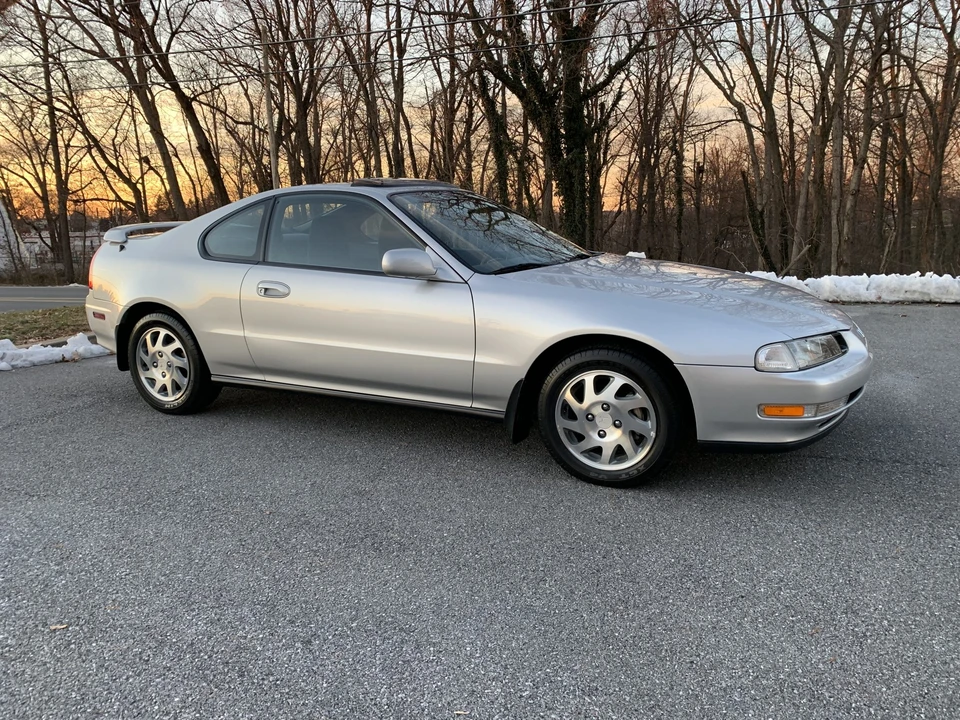 1995 Honda Prelude 4th Gen - Image 11 of 31