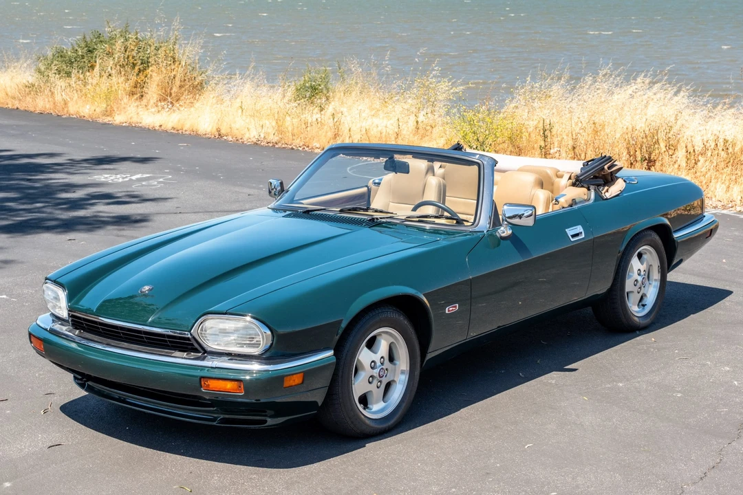 1995 Jaguar XJS Convertible - Image 2 of 31