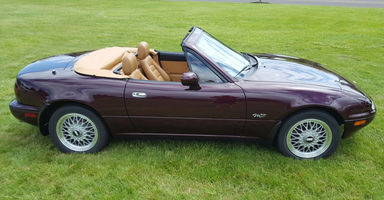 1995 Mazda NA MX-5 Miata - Image 2 of 31