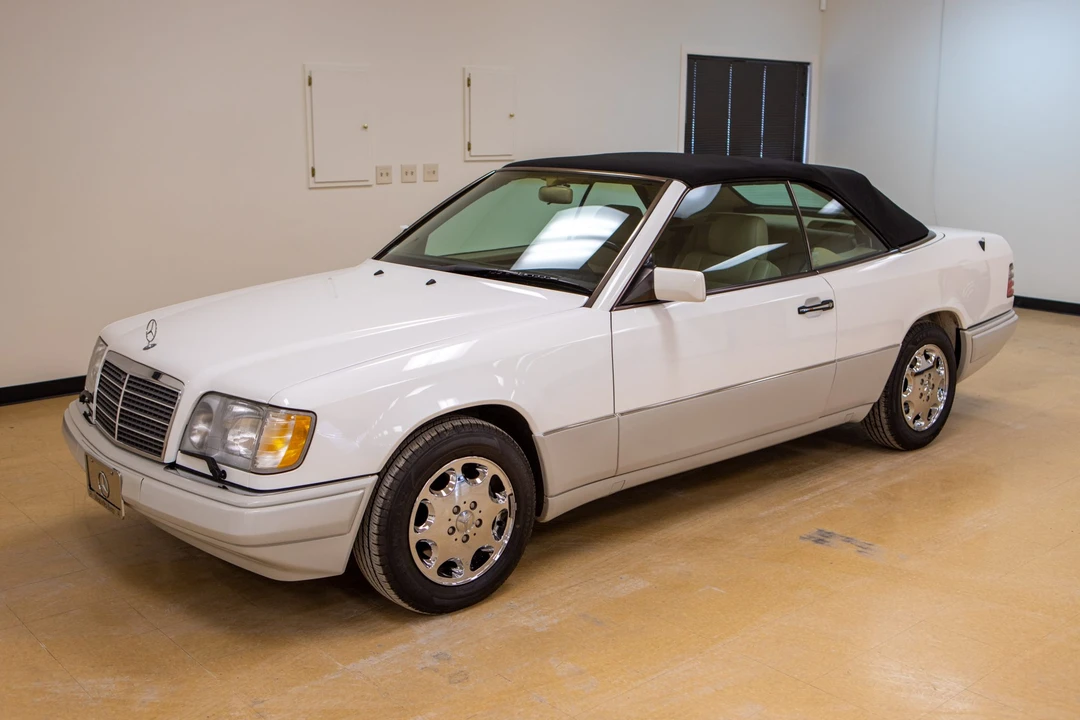 1995 Mercedes-Benz W124 E-Class - Image 10 of 31