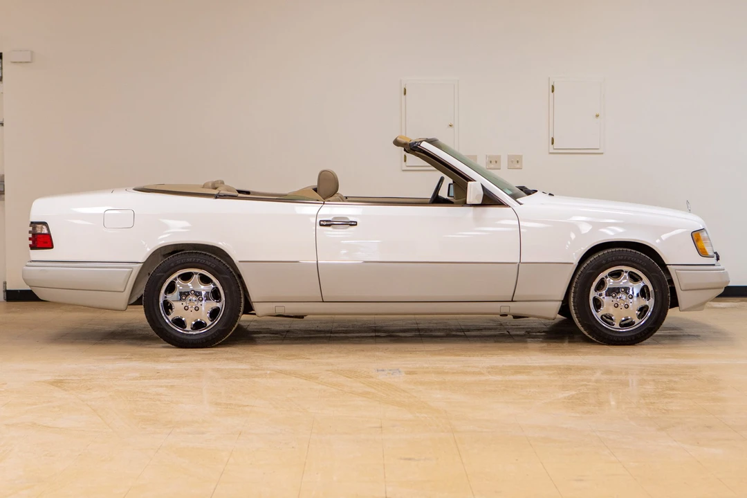 1995 Mercedes-Benz W124 E-Class - Image 15 of 31