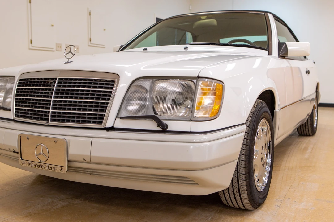 1995 Mercedes-Benz W124 E-Class - Image 25 of 31