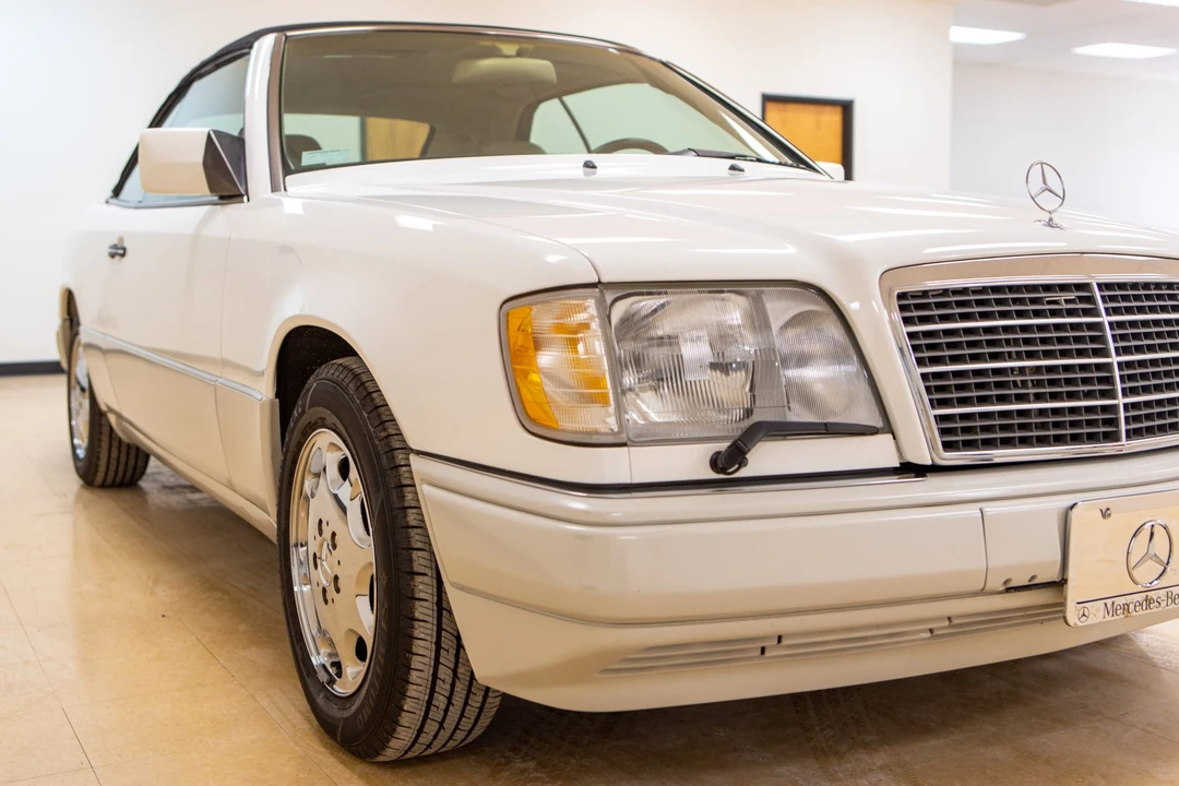 1995 Mercedes-Benz W124 E-Class - Image 23 of 31