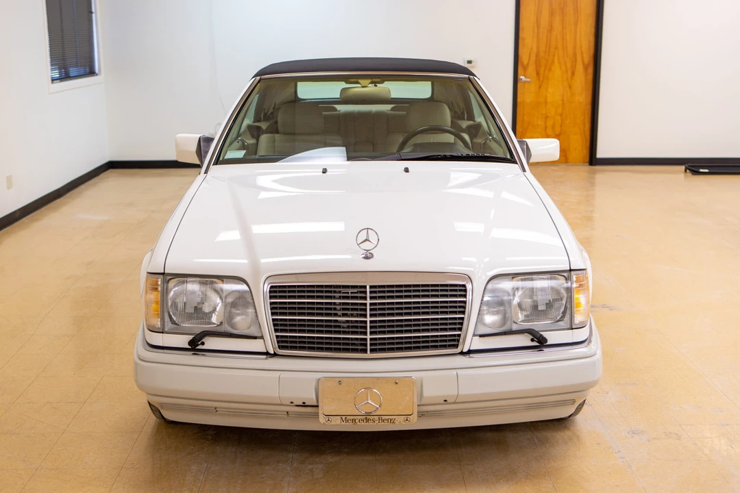 1995 Mercedes-Benz W124 E-Class - Image 11 of 31